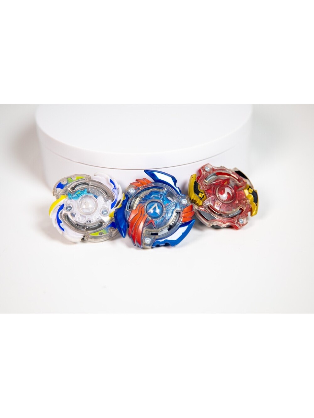 Beyblade Burst Evolution Hasbro E1050 Fengriff, Rip Fire Valtryek V2, Spryzen S2